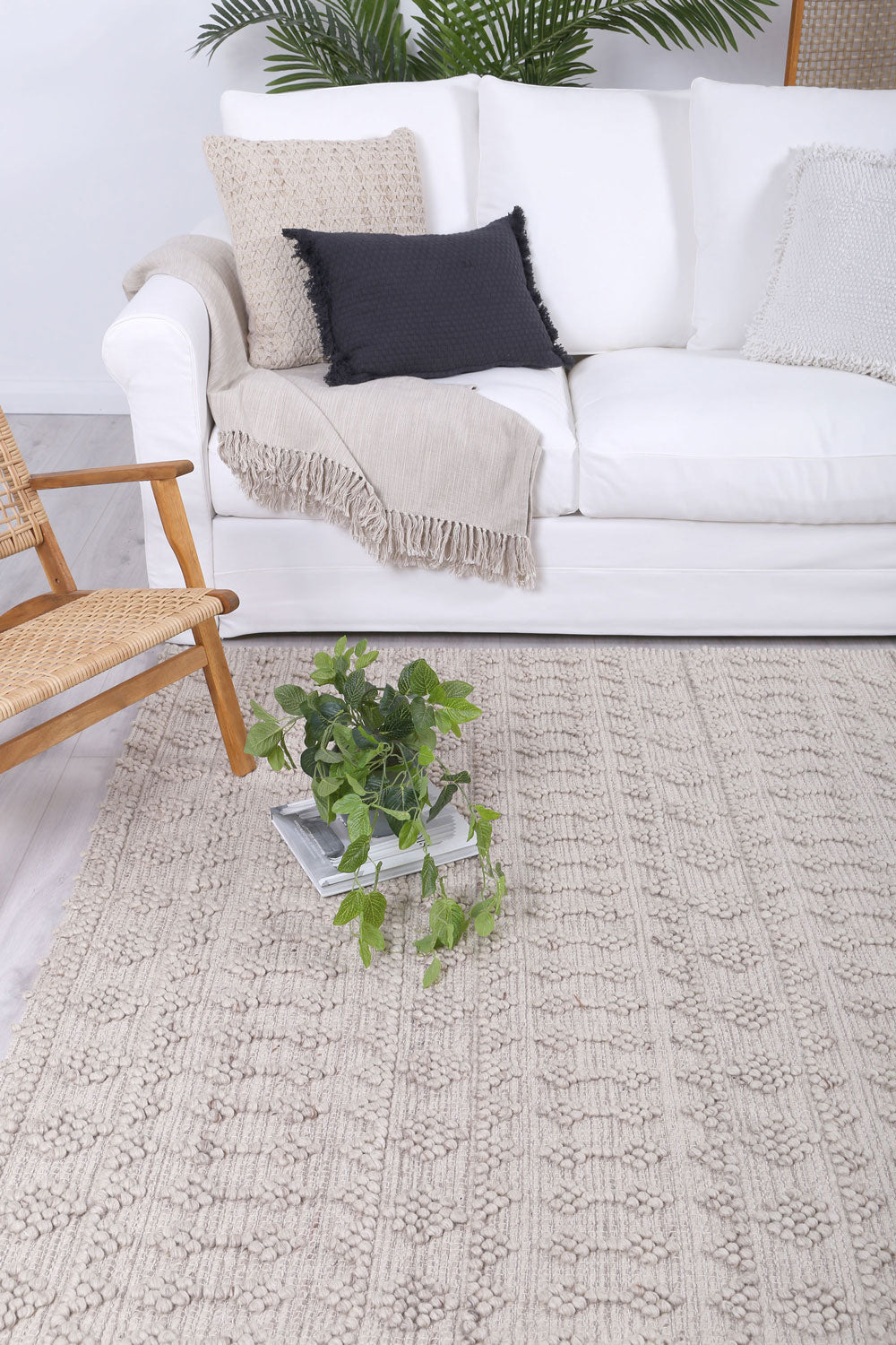 Kaiden Fine Tribal Natural Wool Rug