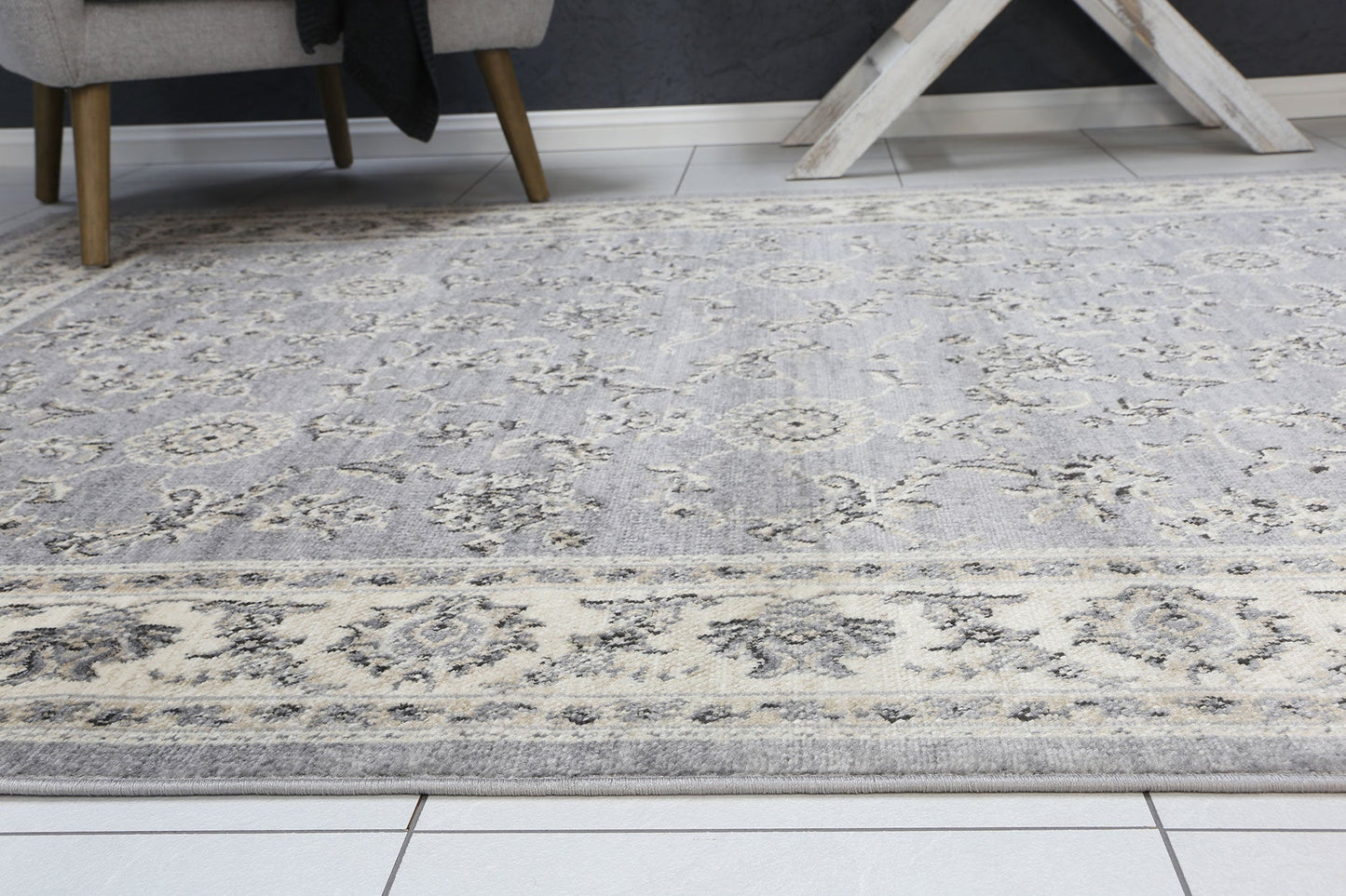 Aryana Grey Cream Border Rug