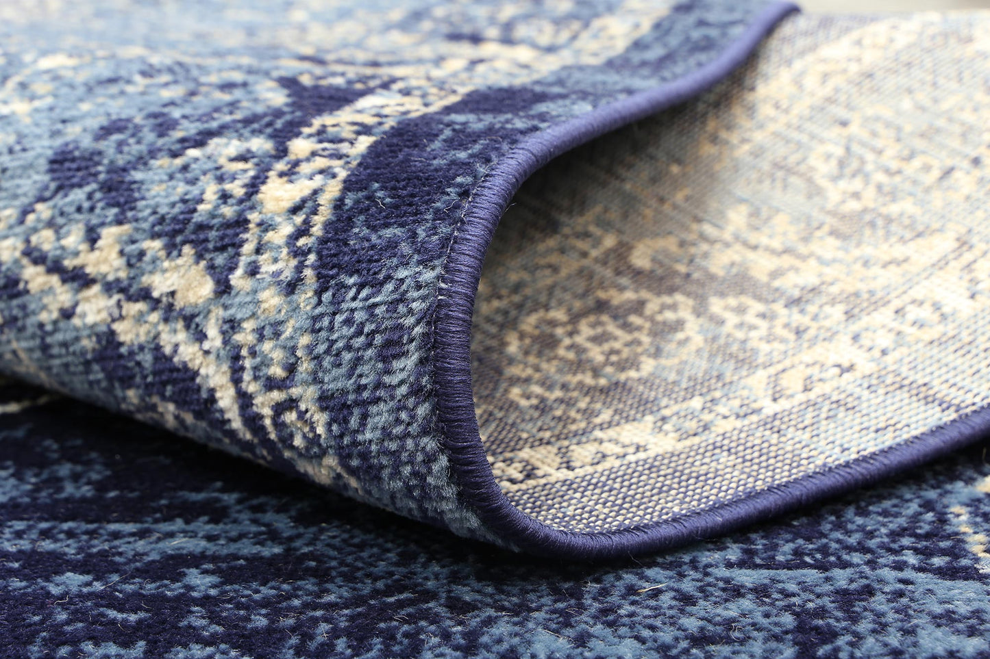 Aryana Distressed Navy Rug