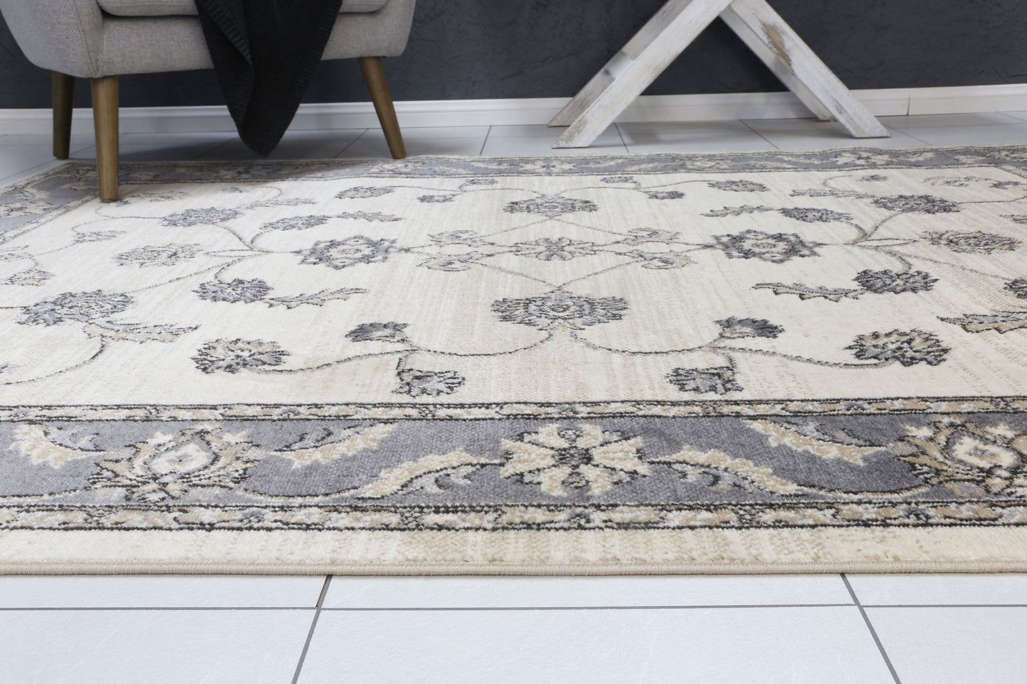 Aryana Ziegler Cream Grey Rug