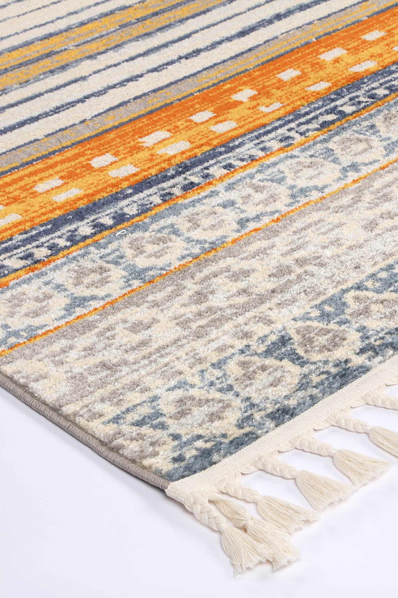 Millennuim Chuqito Orange Contemporary Rug