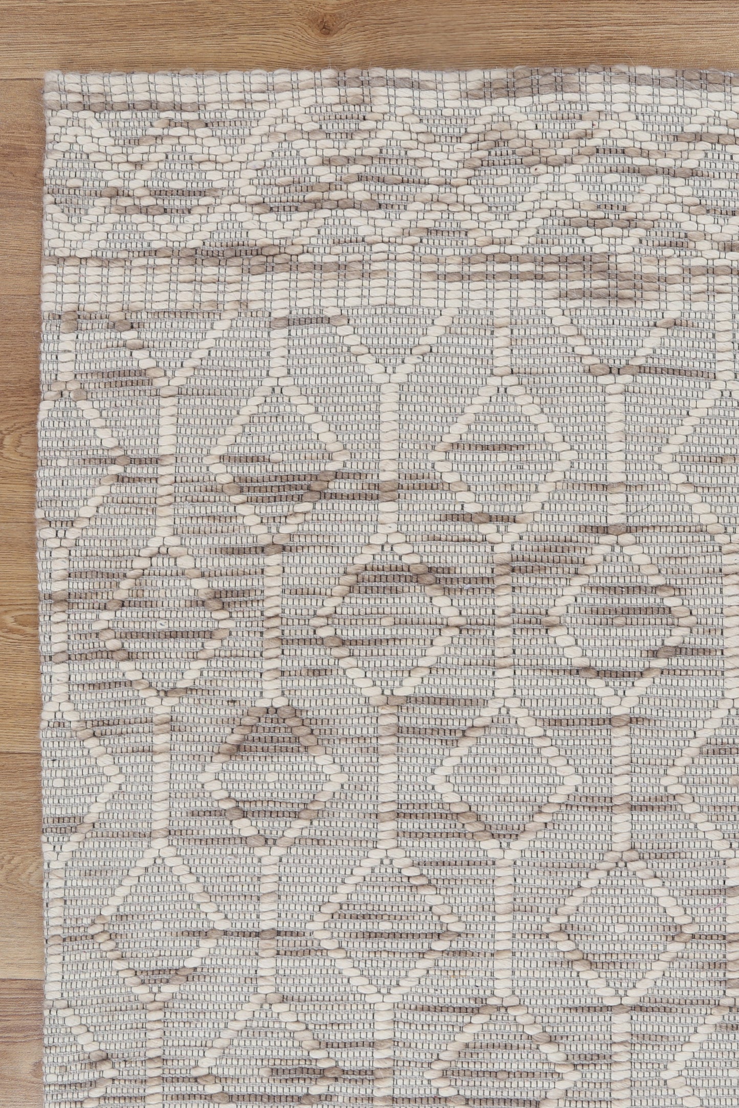 Wynter Lattice Beige Wool Rug