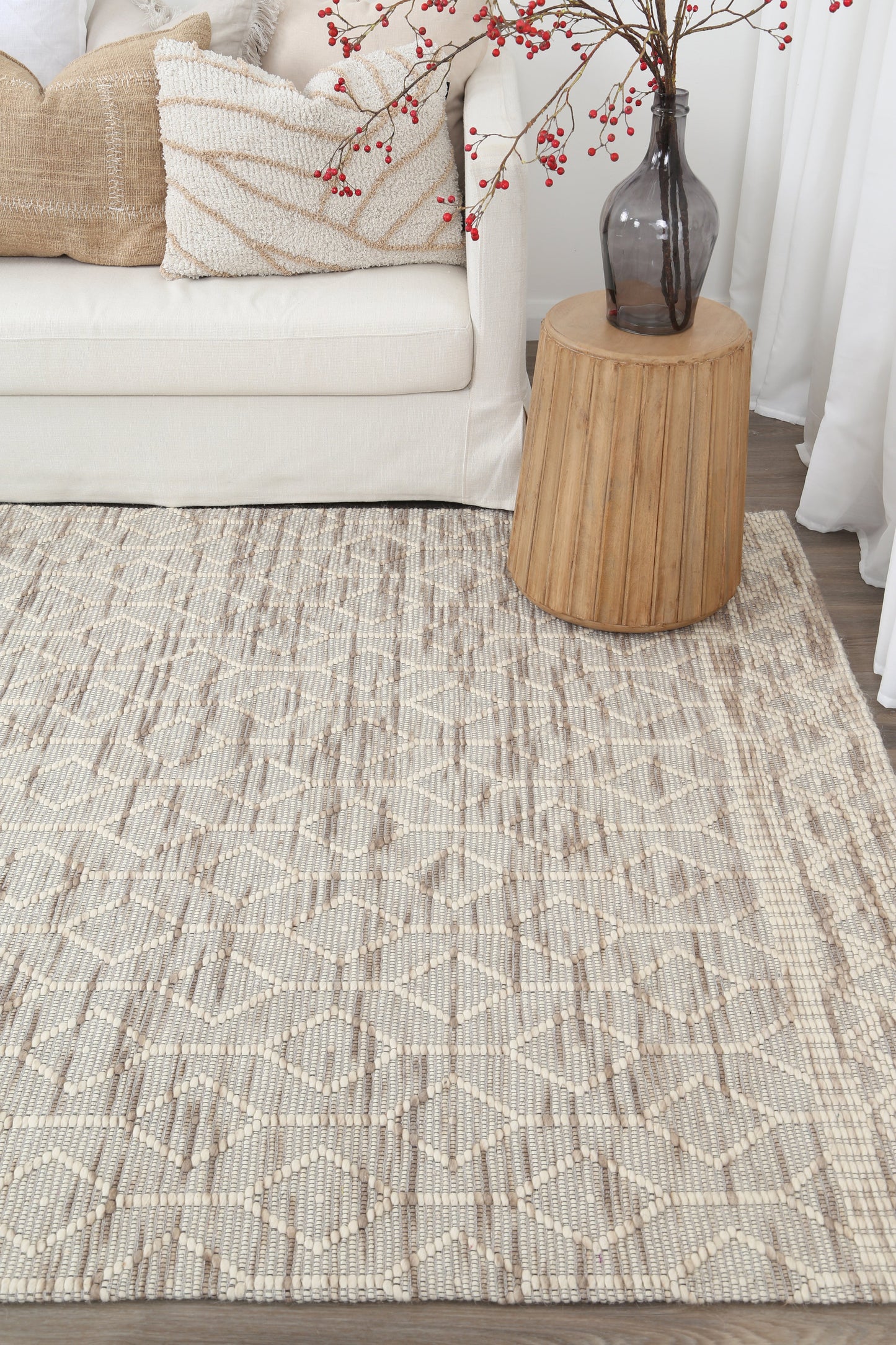 Wynter Lattice Beige Wool Rug