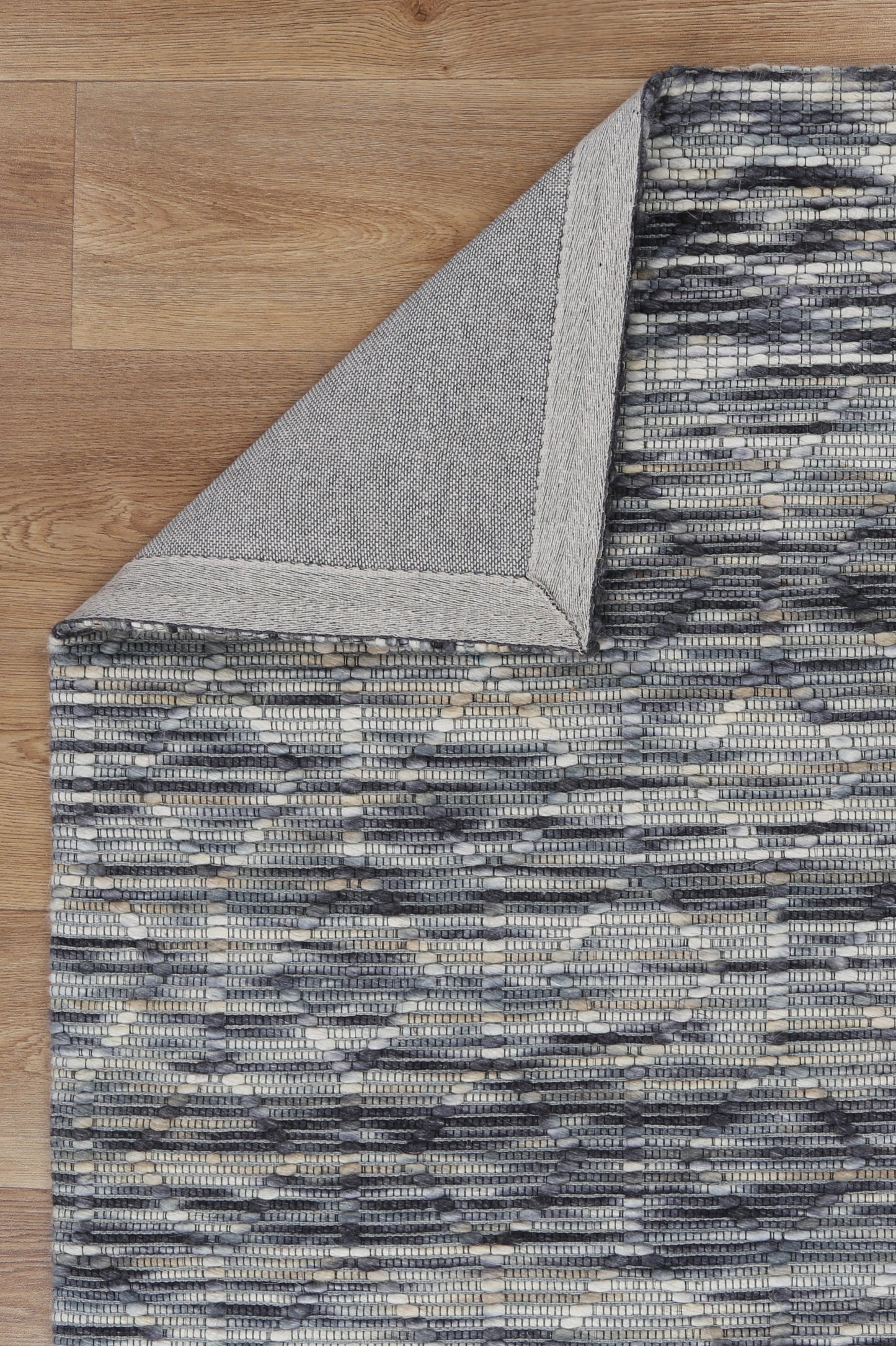 Wynter Lattice Stone Wool Rug
