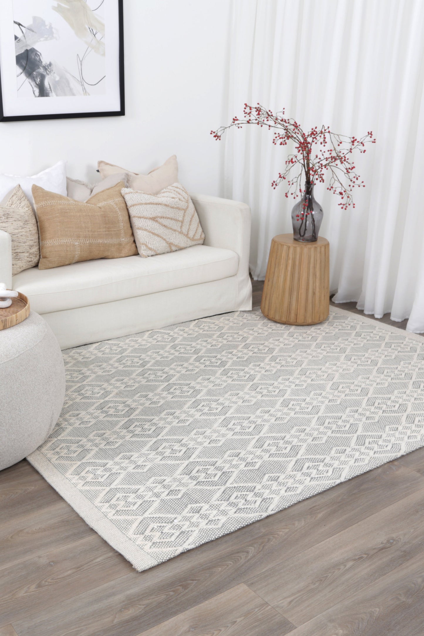 Wynter Diamond Grey Wool Rug