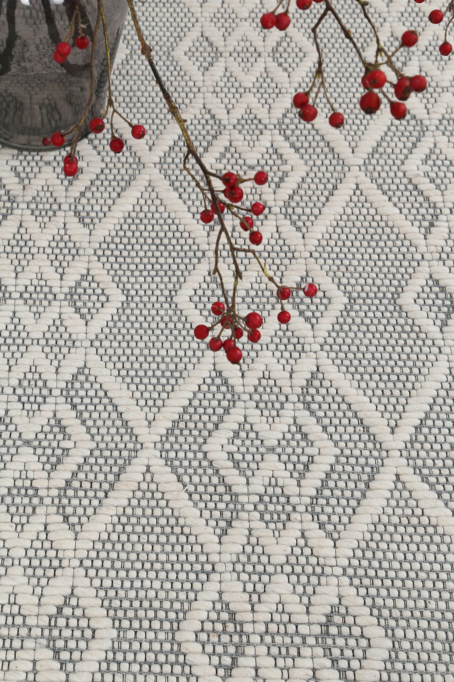 Wynter Diamond Grey Wool Rug