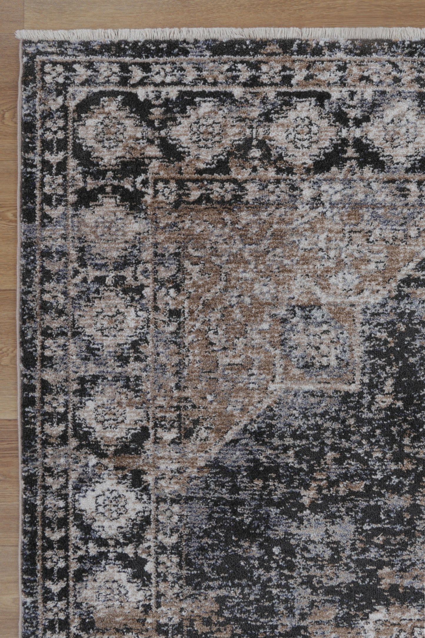 Zedland Lakeland Vintage Inspired Rug