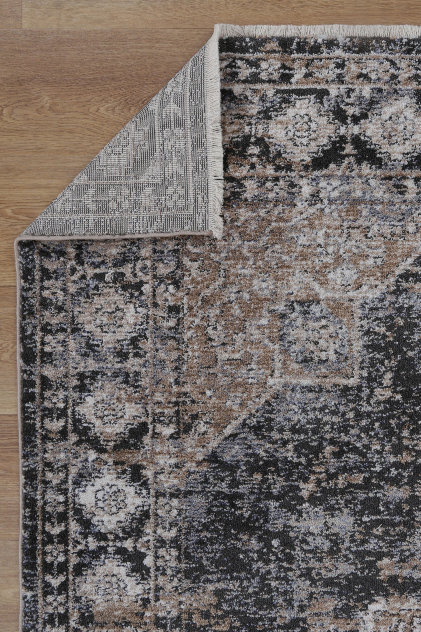 Zedland Lakeland Vintage Inspired Rug