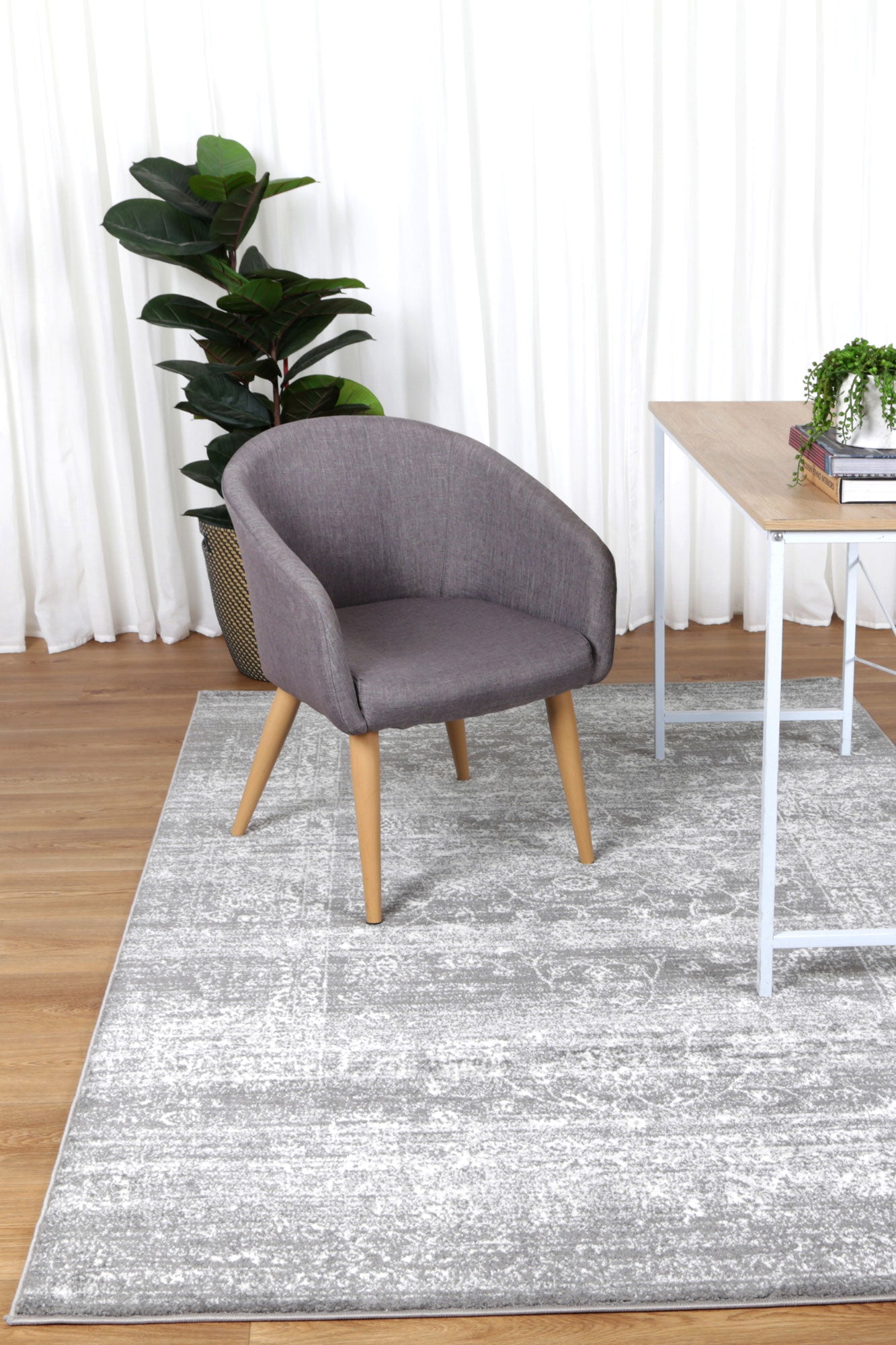 Perth Avignon Grey Traditional Rug
