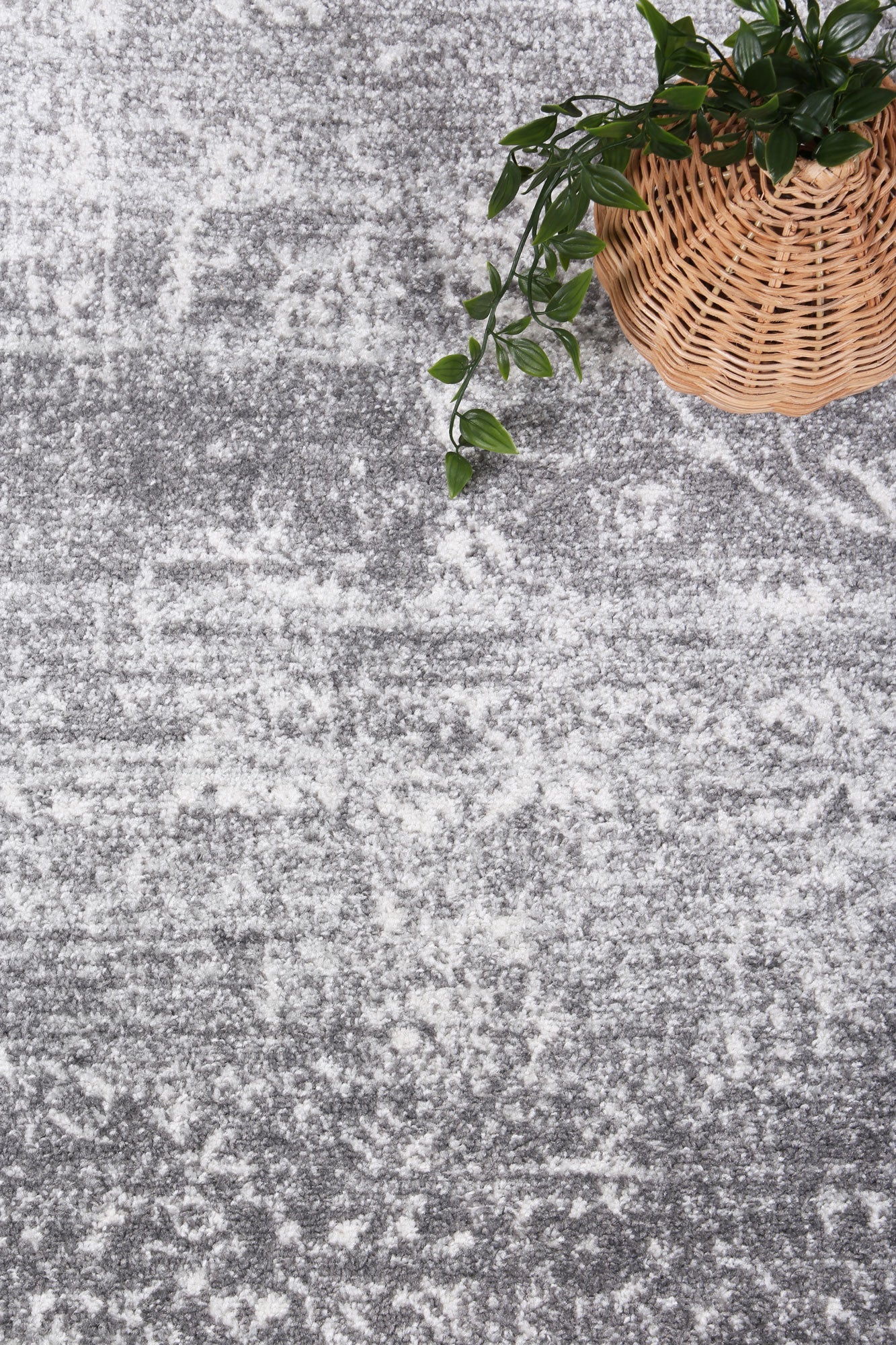 Perth Avignon Grey Traditional Rug
