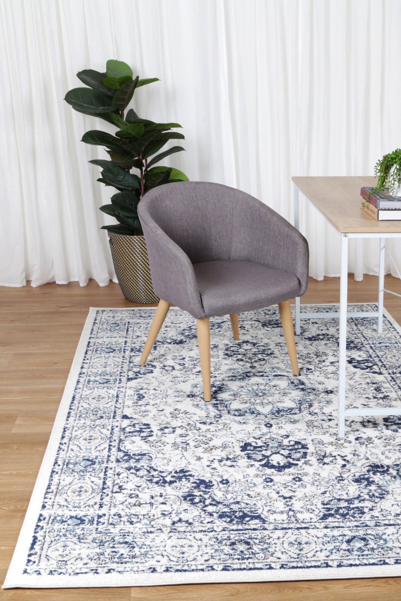 Perth Gruissan Blue & Ivory Transitional Rug