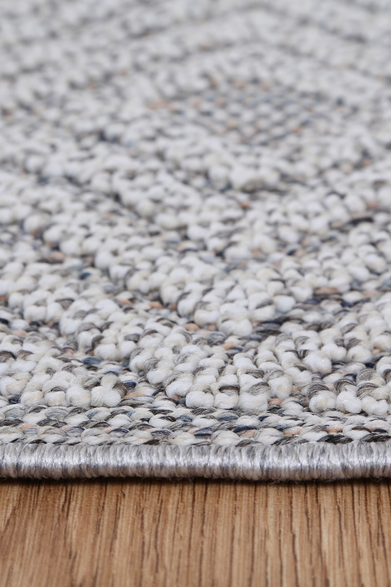 Valentina Fugui Grey Geometric Flatweave Rug