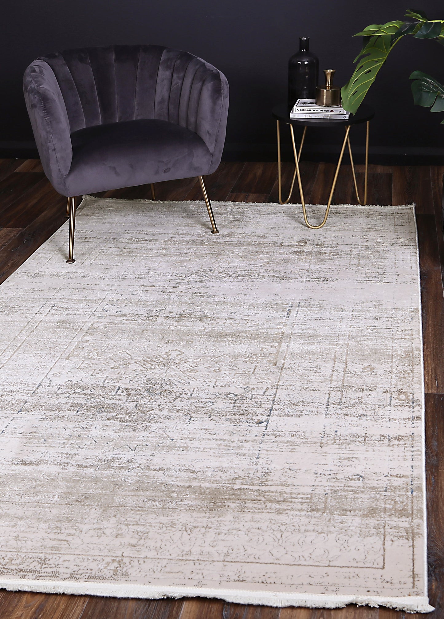 Istanbul04 Traditional Beige Blue Rug out of stock