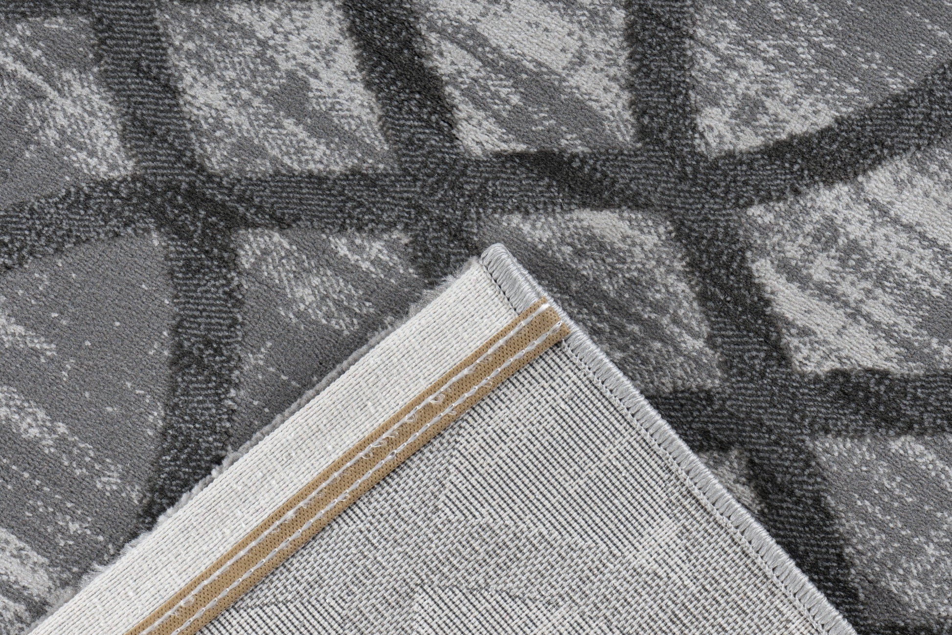 Aleyna 609 Silver Modern Diamond Wavy Rug - Lalee Designer Rugs