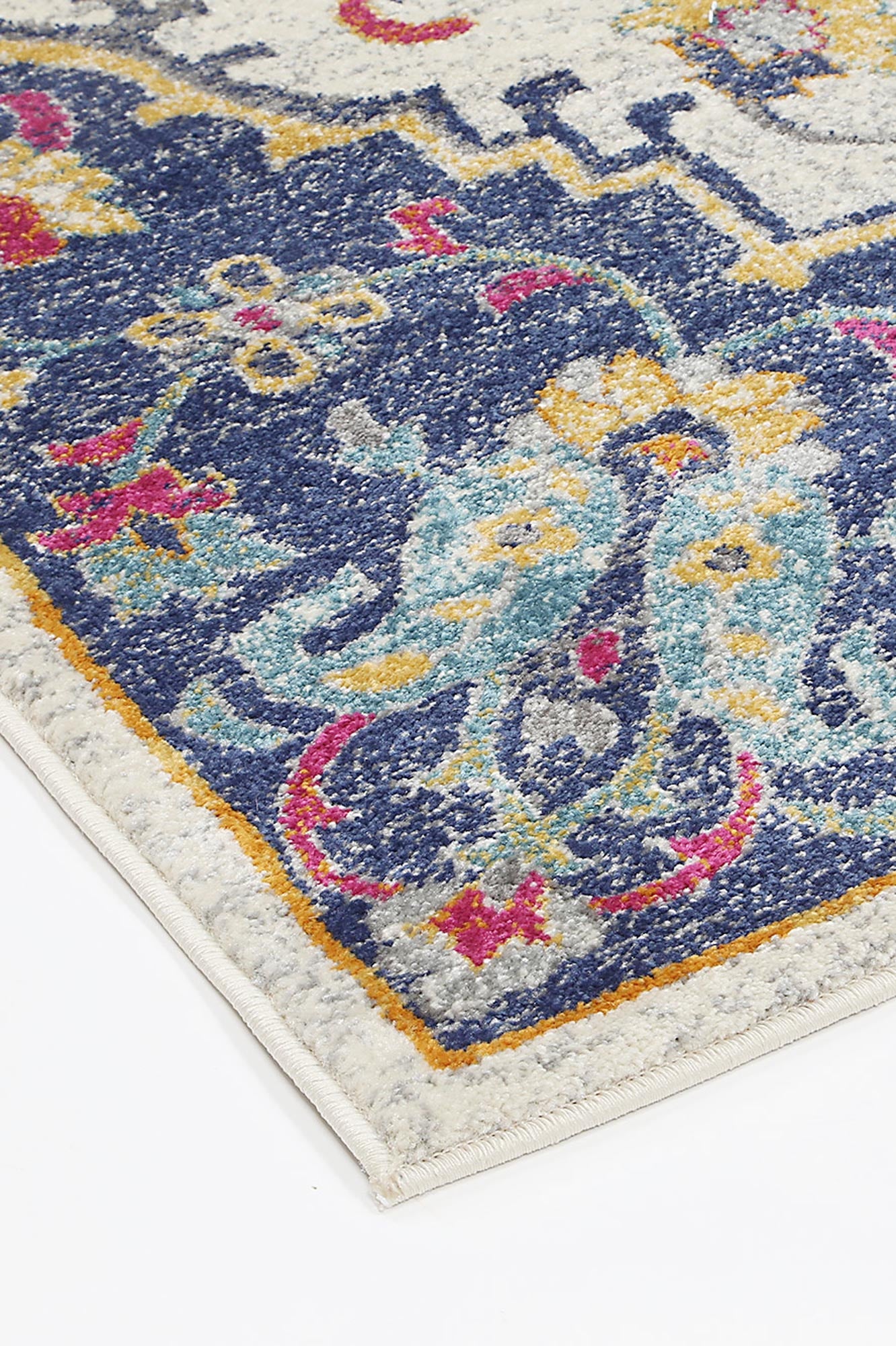 Exquisite Traditional Multi Rug with medallion