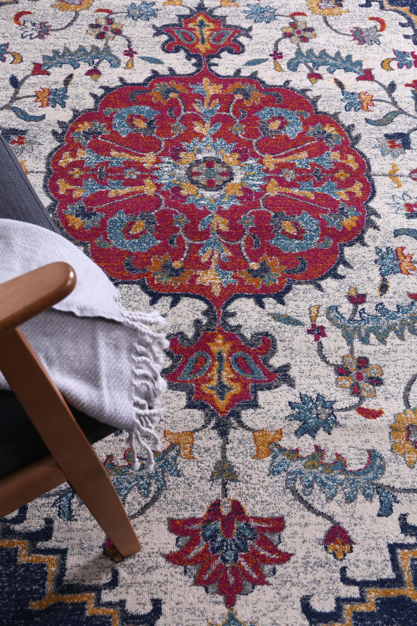 Exquisite Traditional Multi Rug with medallion