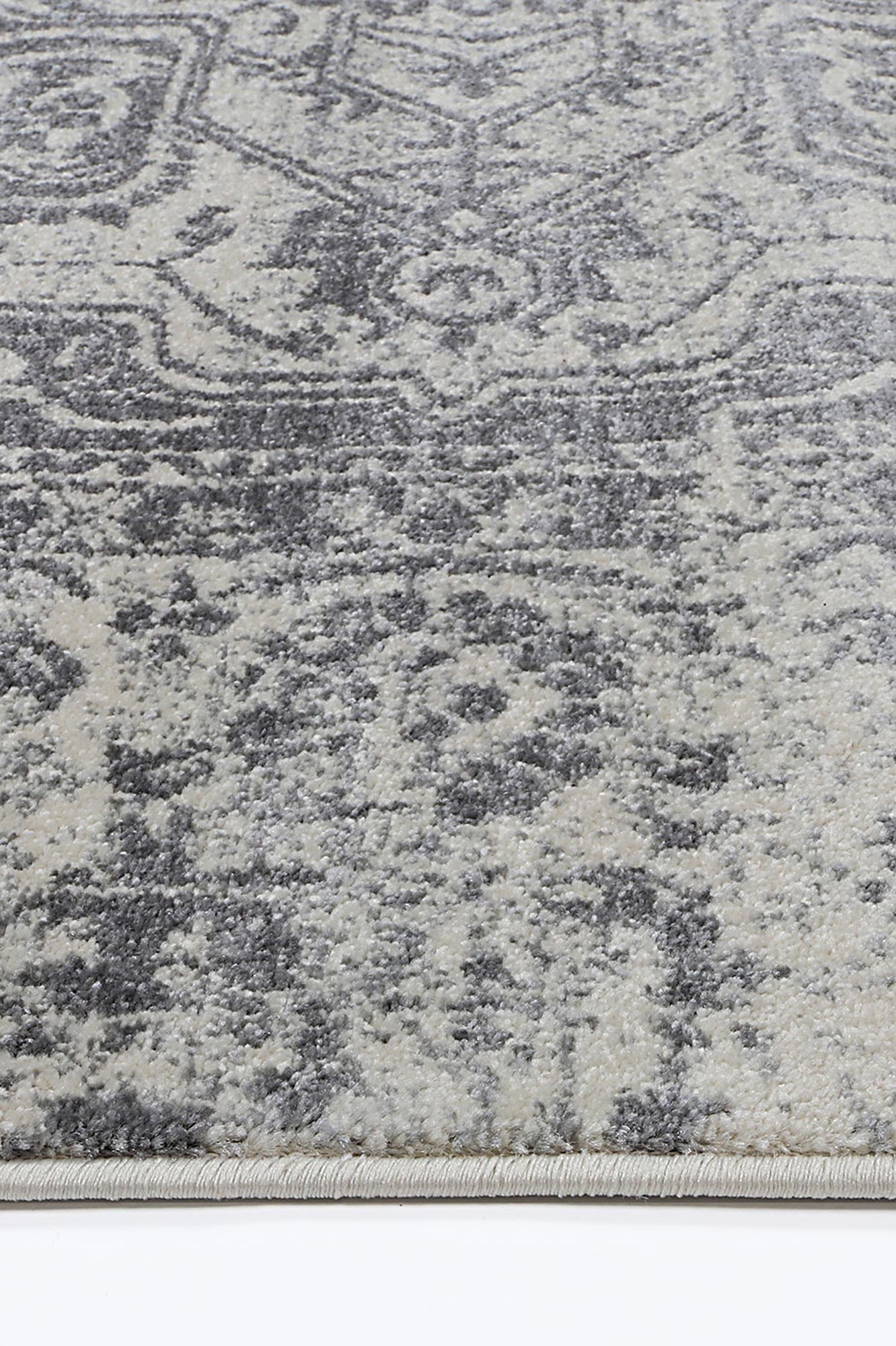 Exquisite Ivory & Grey Vintage Rug