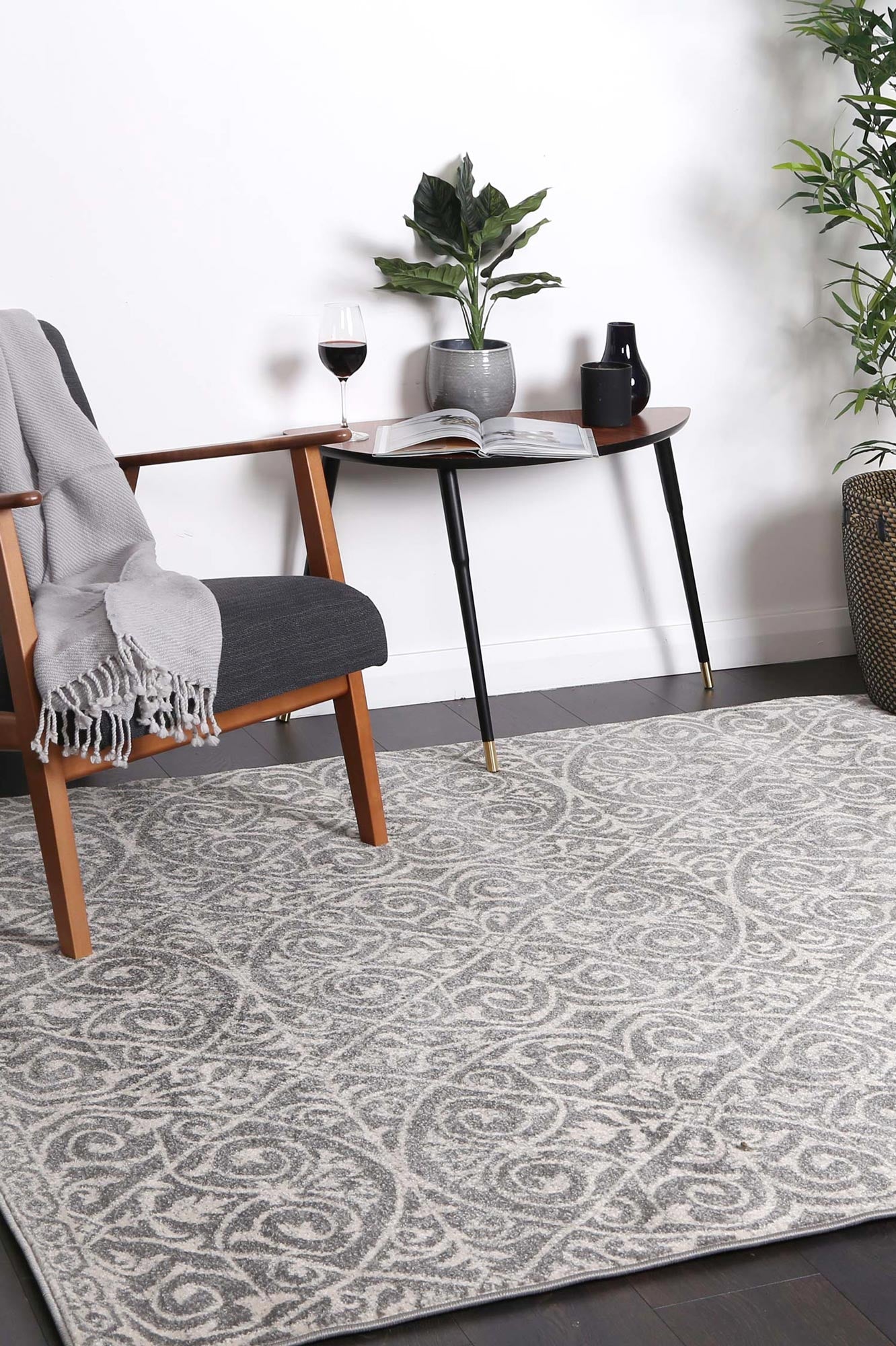 Exquisite Katherine Grey & Ivory Rug