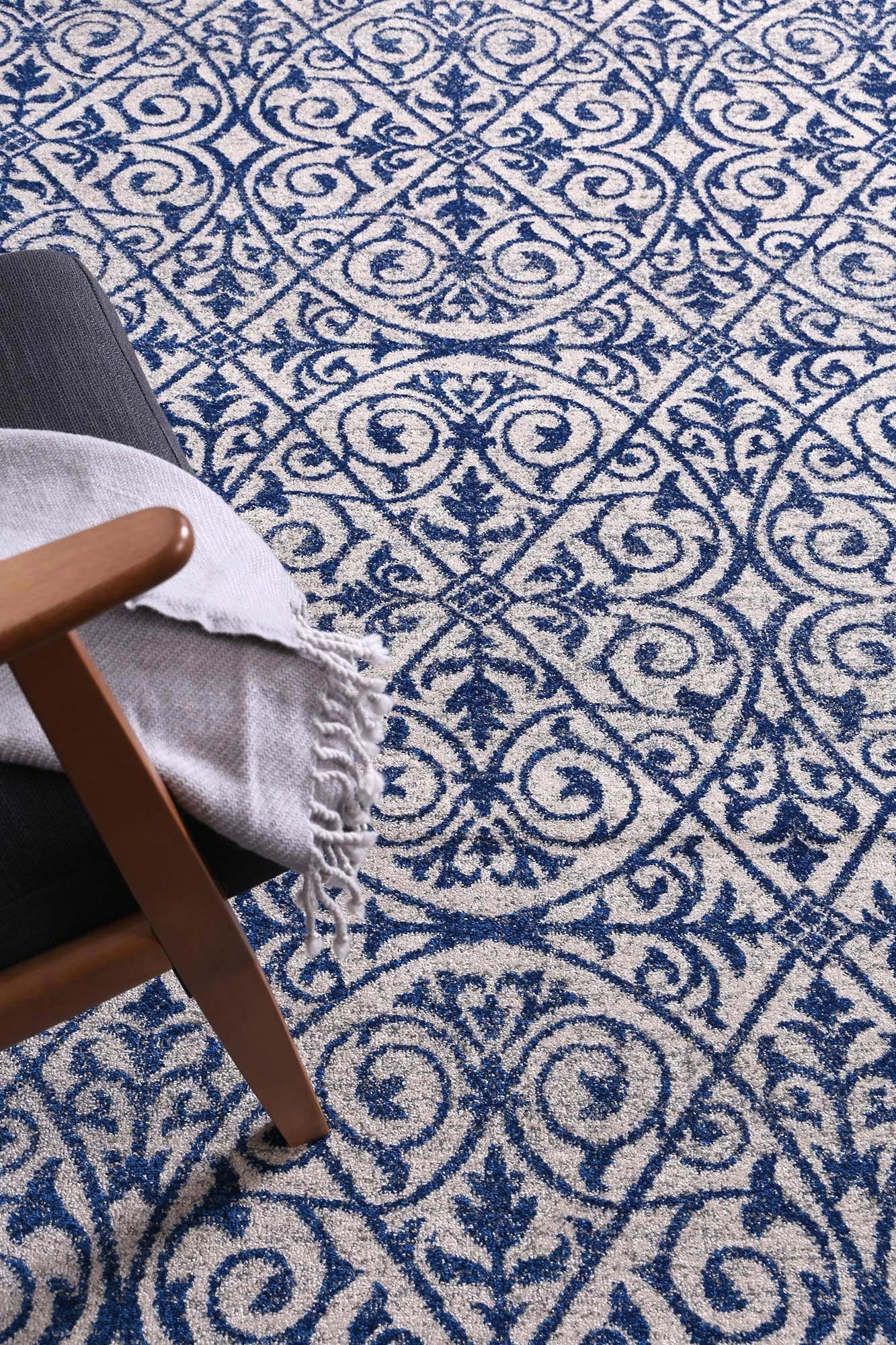 Exquisite Katherine Blue & Ivory Rug