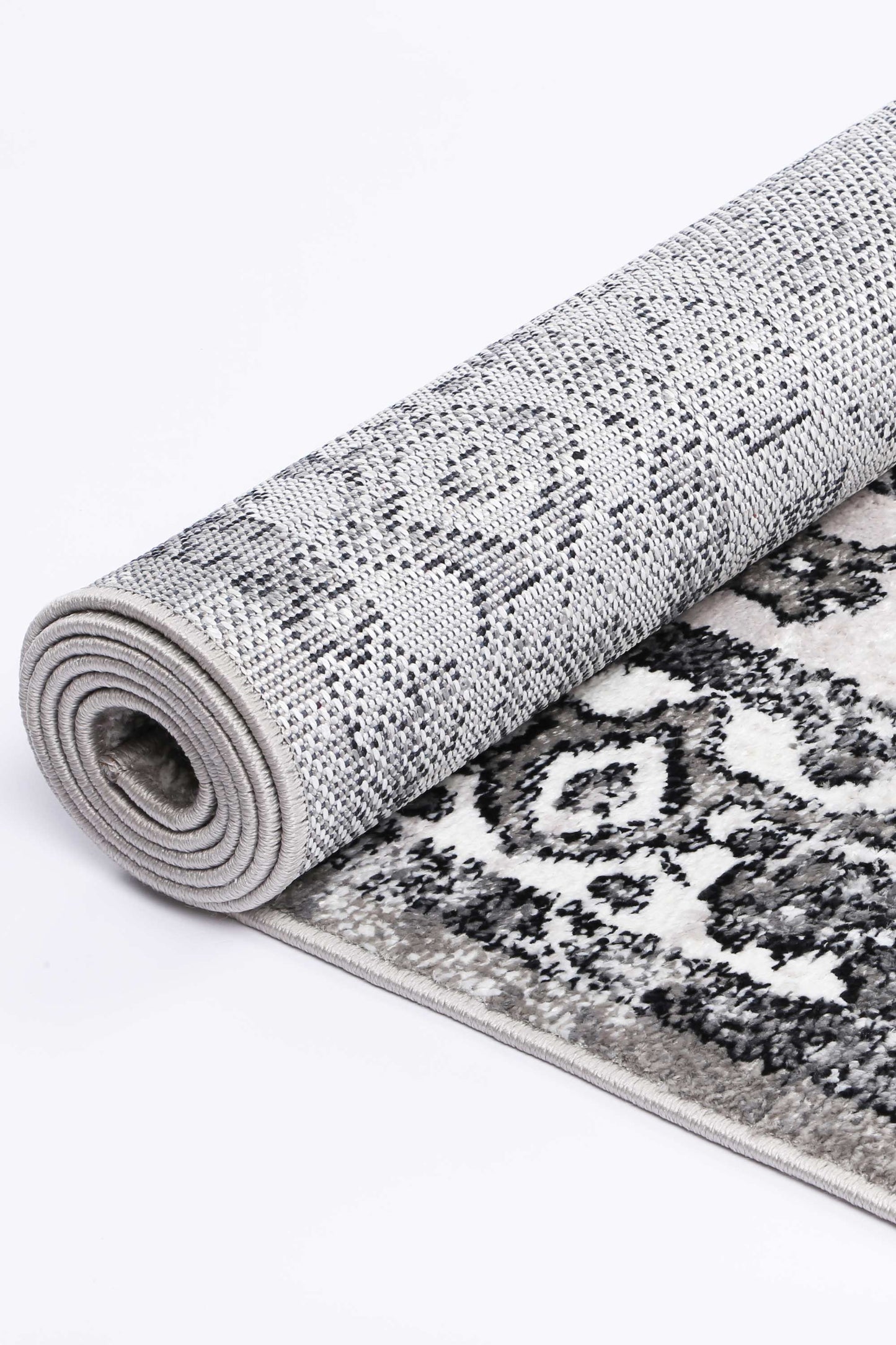 Parkland Safra Traditional Grey Rug