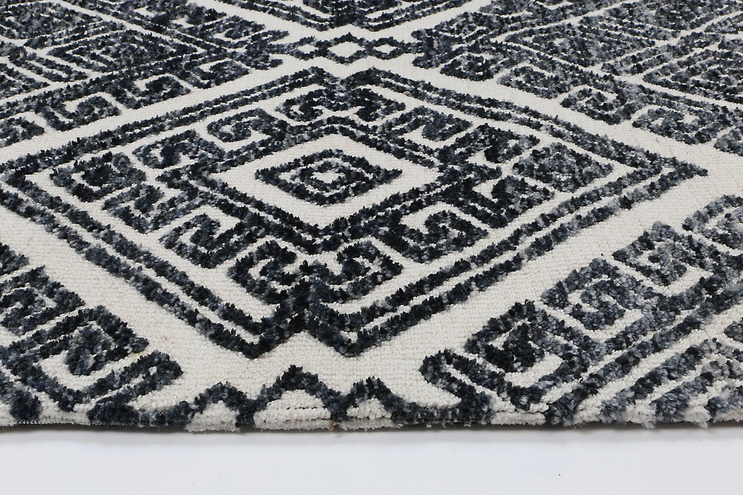 Zara Glenfalls Anthracite Tribal Rug