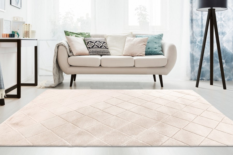 Desire 600 Fluffy Soft Ivory Rug