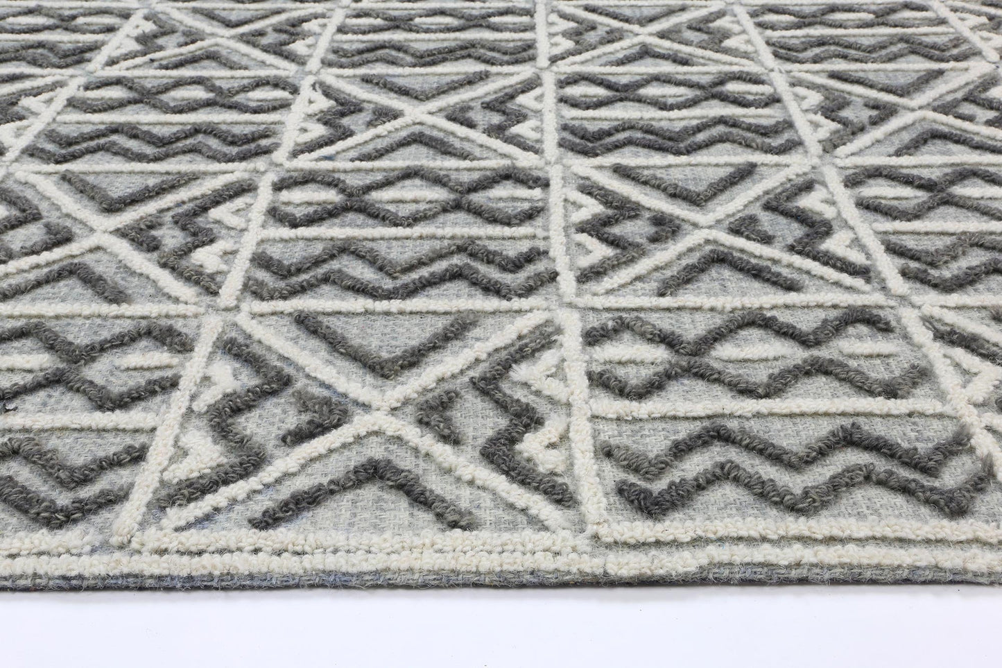 Mirabella Cordoba Grey Zigzag Pattern Rug