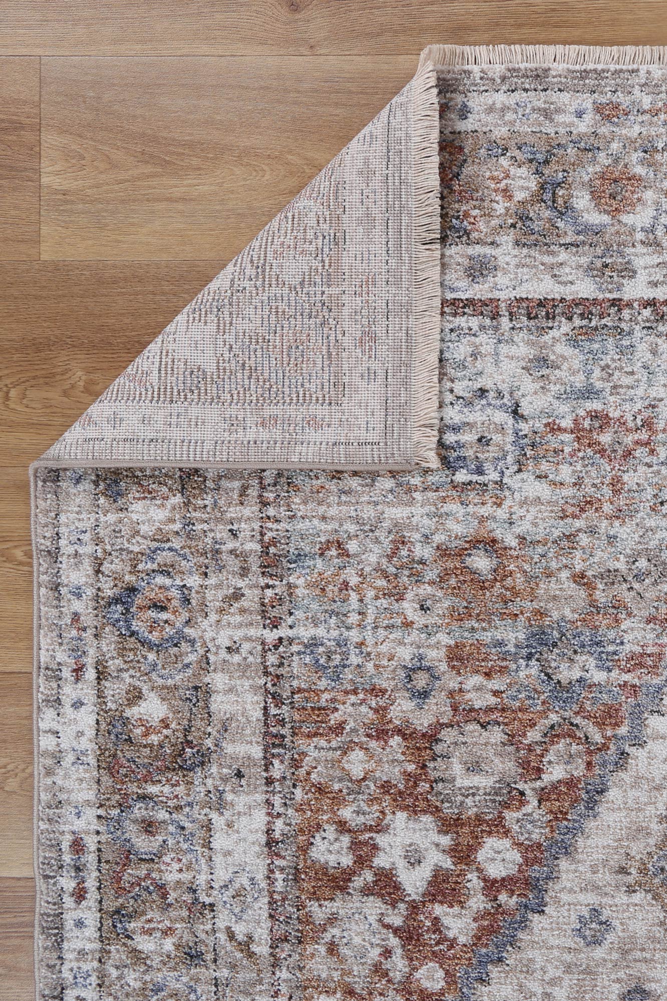 Yarra Shriaz Multi Traditional Soft Rug