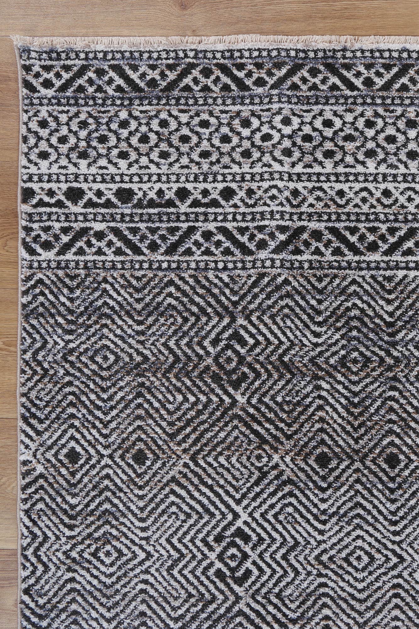 Yarra Zaranj Charocal Tribal Soft Rug