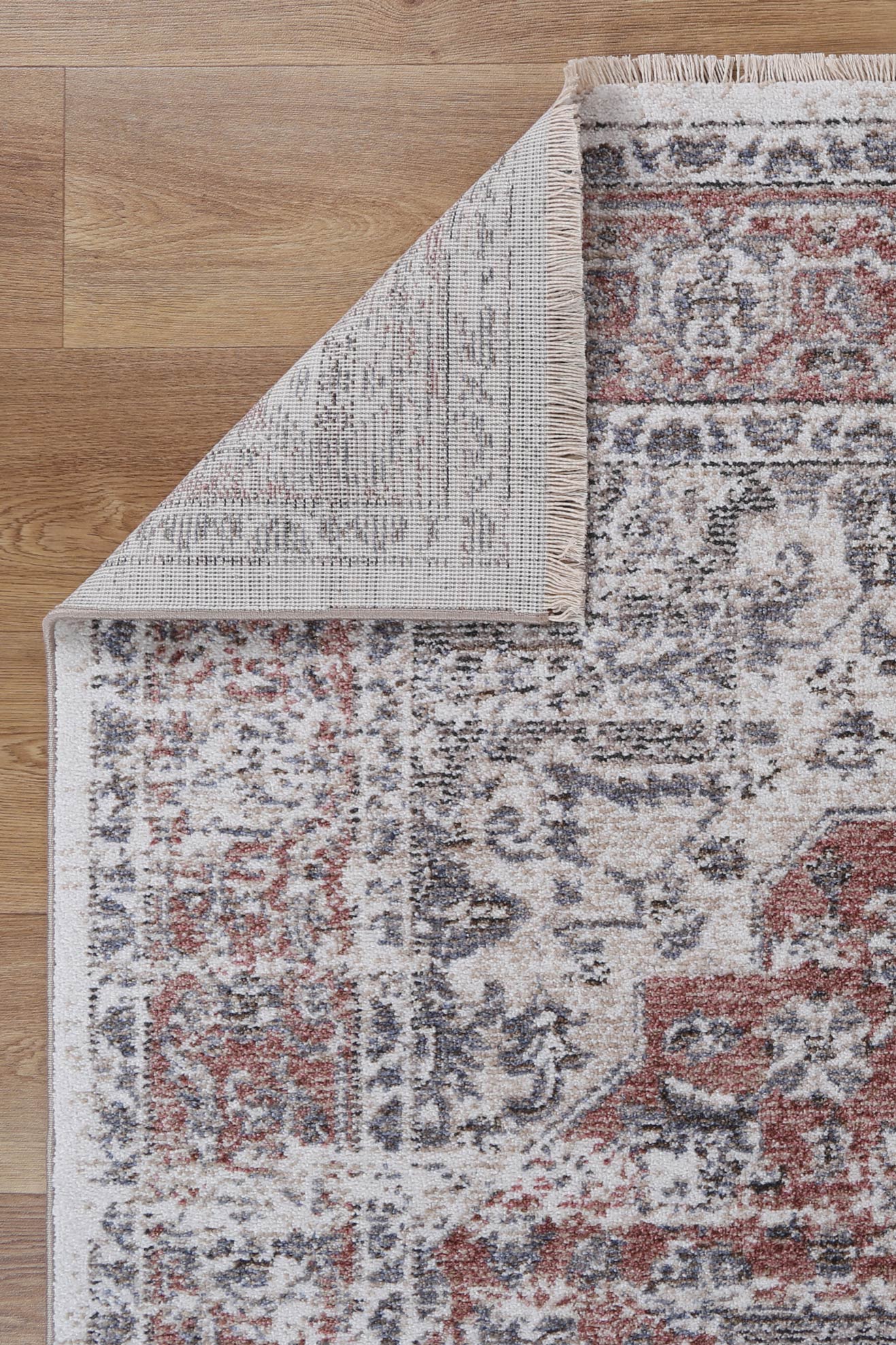 Yarra Otrar Multi Traditional Soft Rug