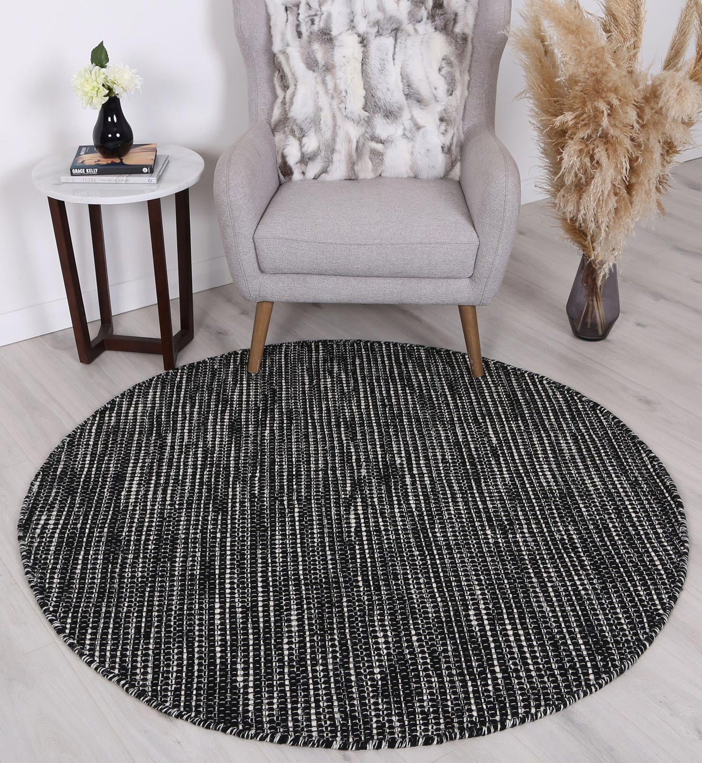 Napania Black & White Reversible Wool Round Rug