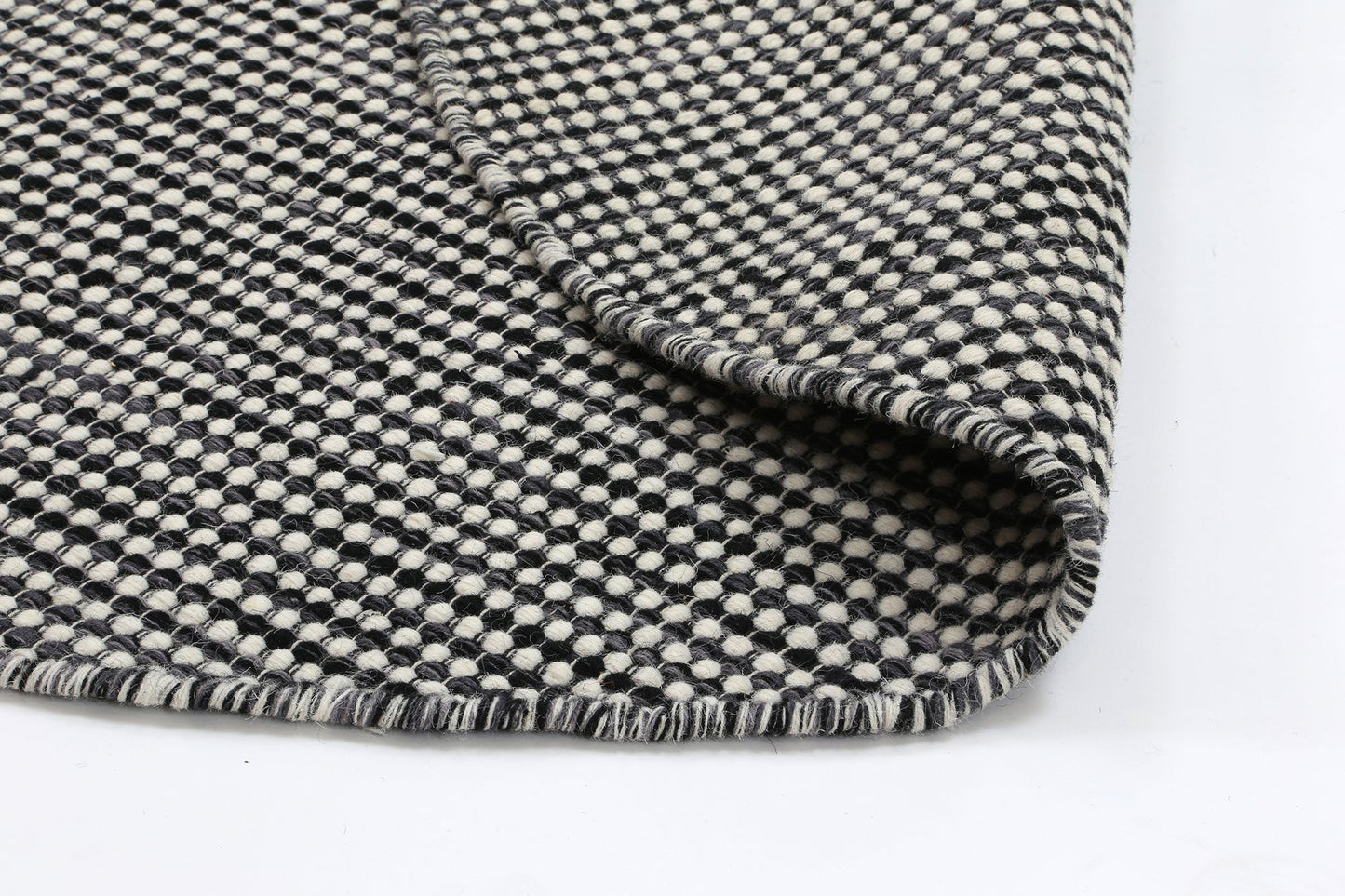 Napania Charcoal Reversible Wool Round Rug