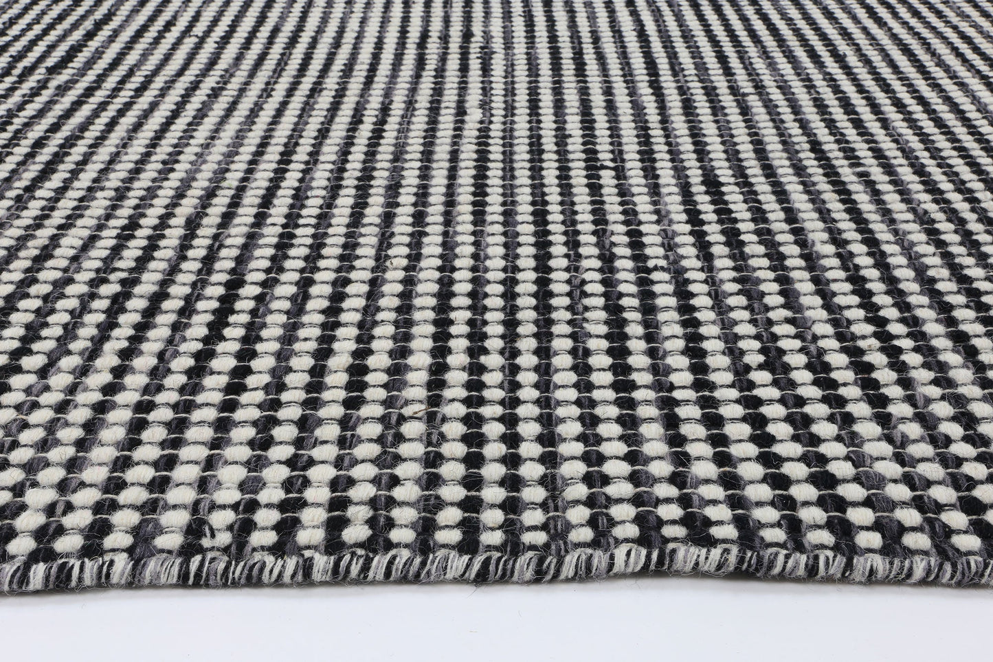 Napania Charcoal Reversible Wool Rug