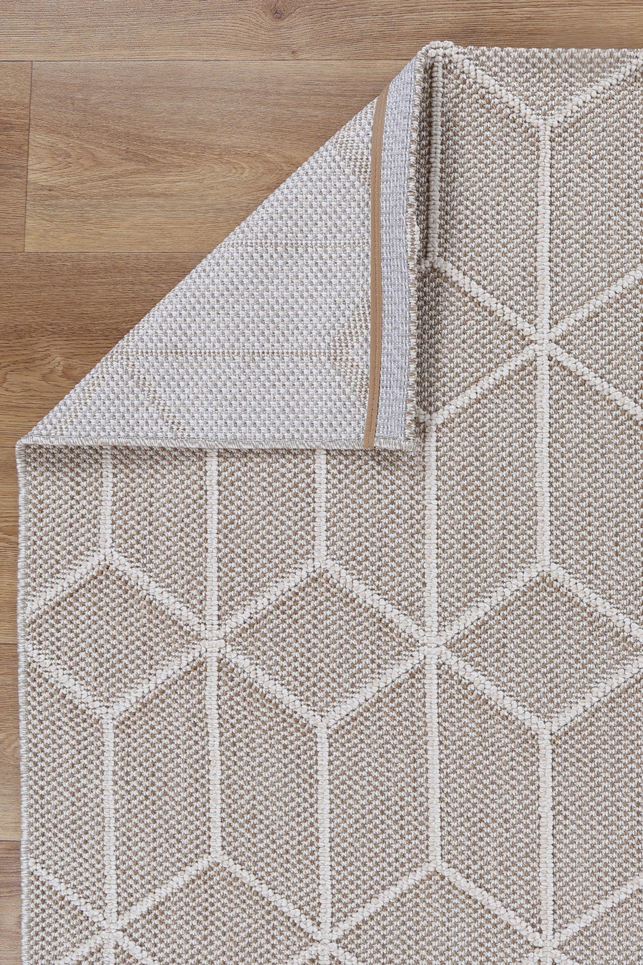 Valentina Maemae Beige Geometric Flatweave Rug