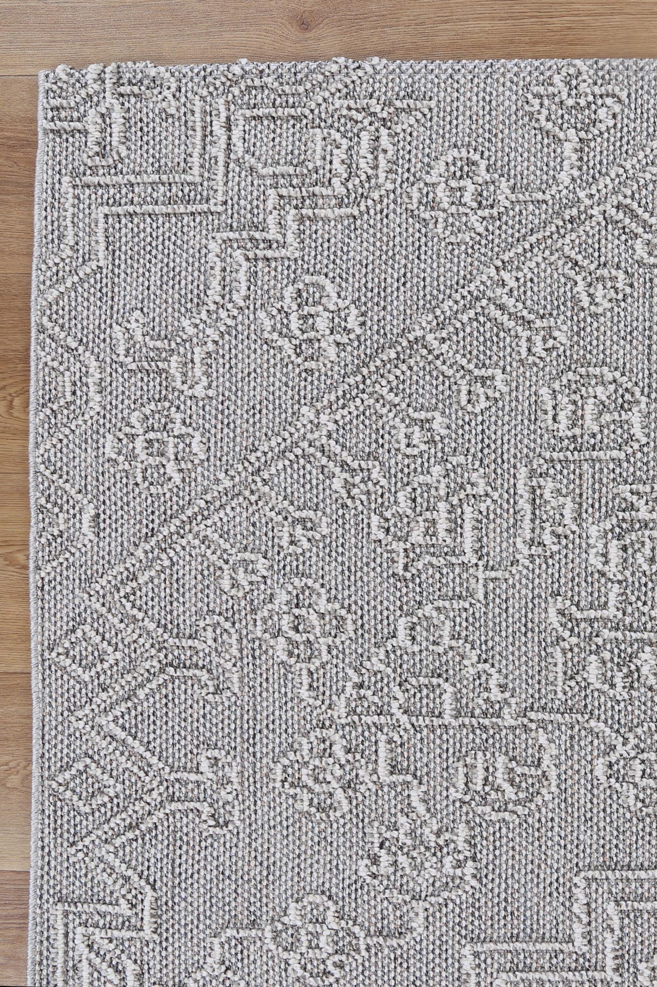 Valentina Nori Grey Tribal Flatweave Rug