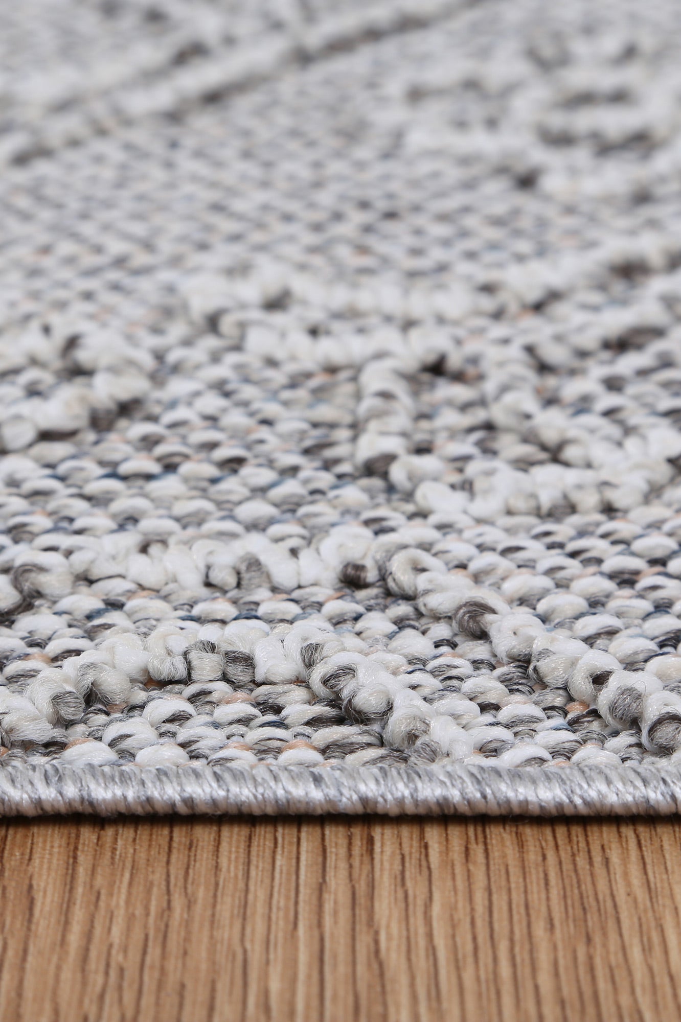 Valentina Nori Grey Tribal Flatweave Rug