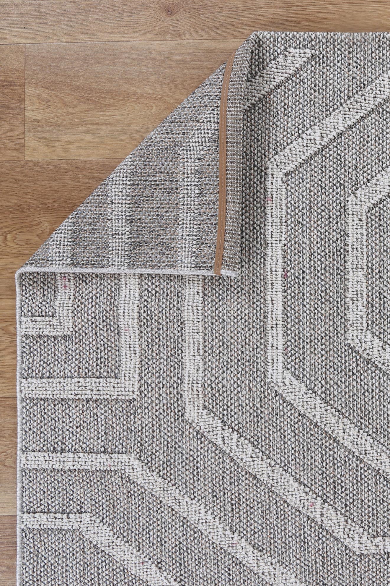 Valentina Suri Ash Geometric Flatweave Rug